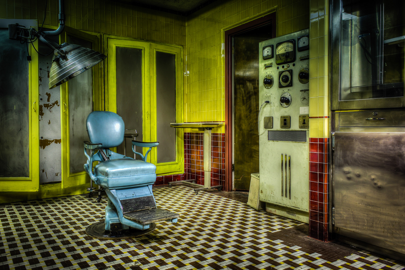 Illustration for article titled The Decaying Remains of Abandoned Hospitals
